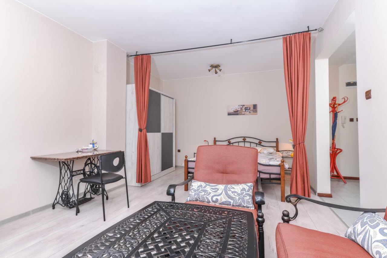 Visit Sofia Macedonia Square Central Apartment By Flat Mаnager Exterior photo